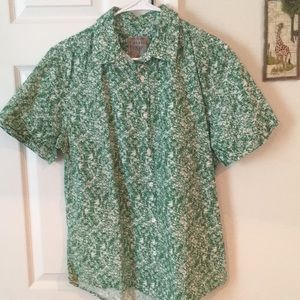 Men’s GUESS fun shirt! Size M MAKE OFFER